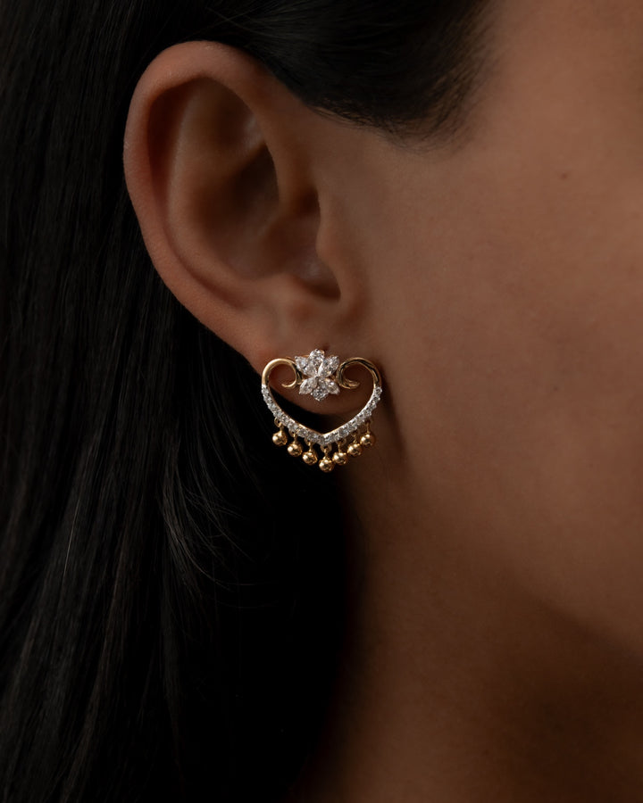 Víya Marquise and Round Diamond Jhumkas Traditional Dangling Earrings Yellow Gold 18K on body