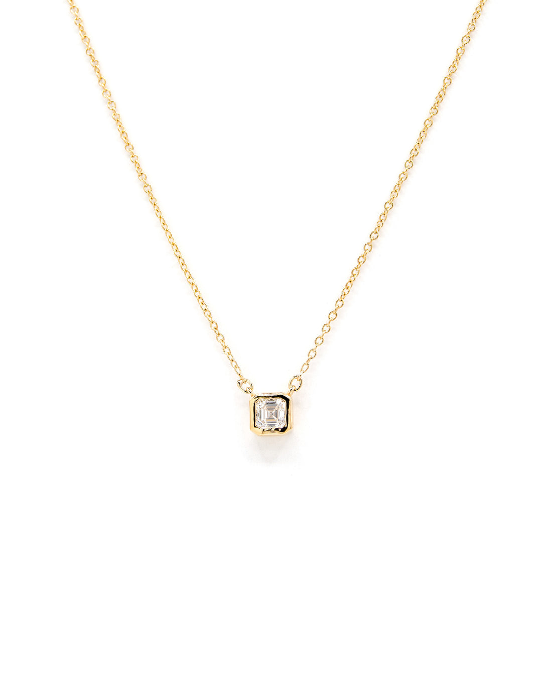 Víya Asscher Shape Diamond Bezel Pendant Yellow Gold 14K
