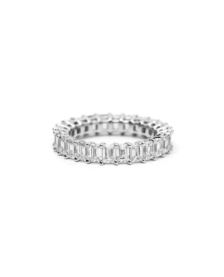 Víya Emerald Diamond 3 Carat North to South Eternity Ring White Gold 14K