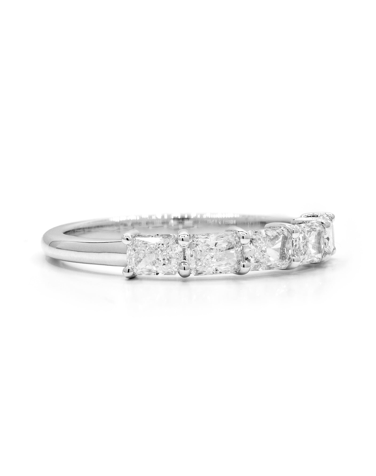 Radiant Diamond 7-Stone East to West 1 Carat White Gold Ring