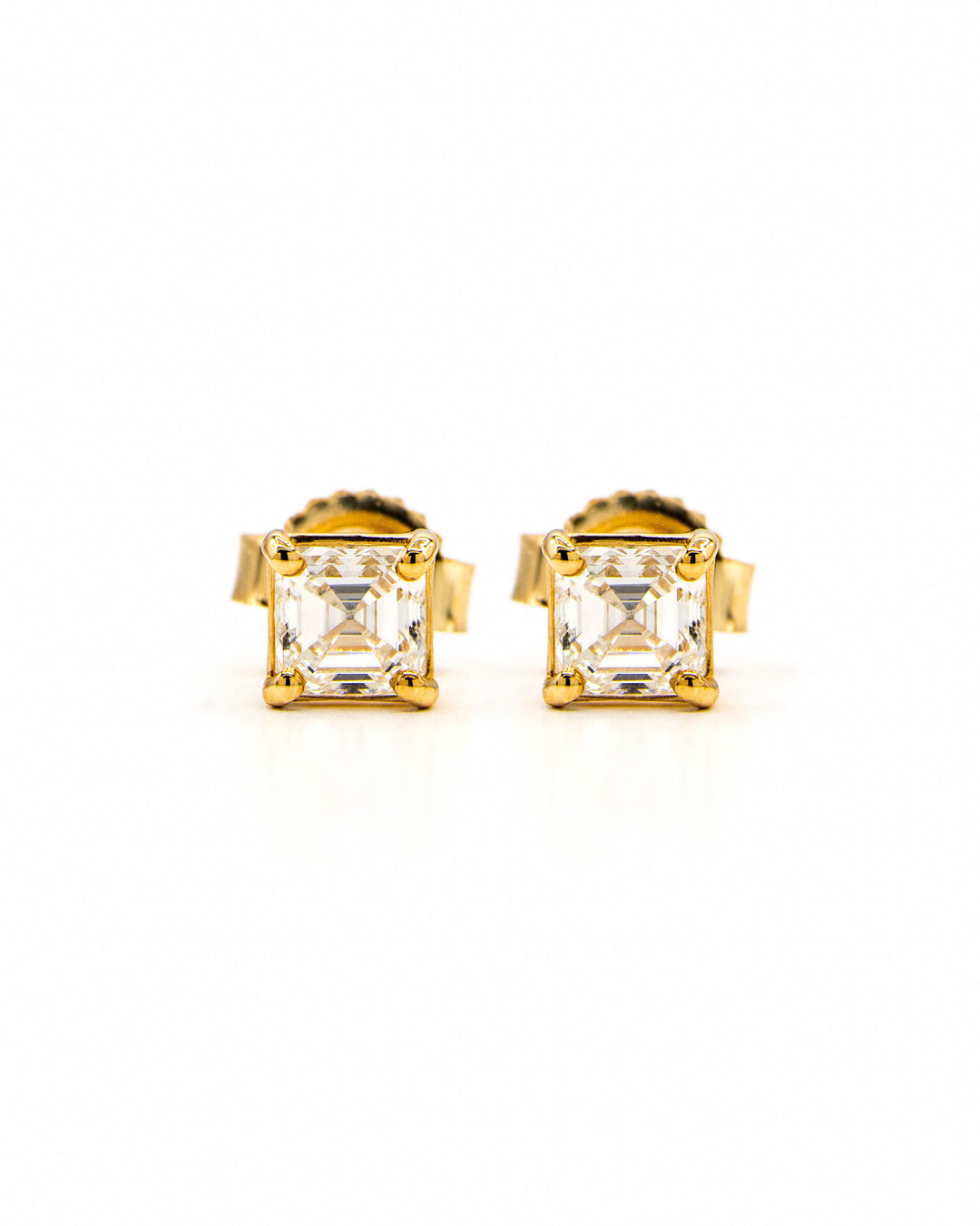 Asscher Shape Diamond 4-Prong Stud Earrings Yellow Gold