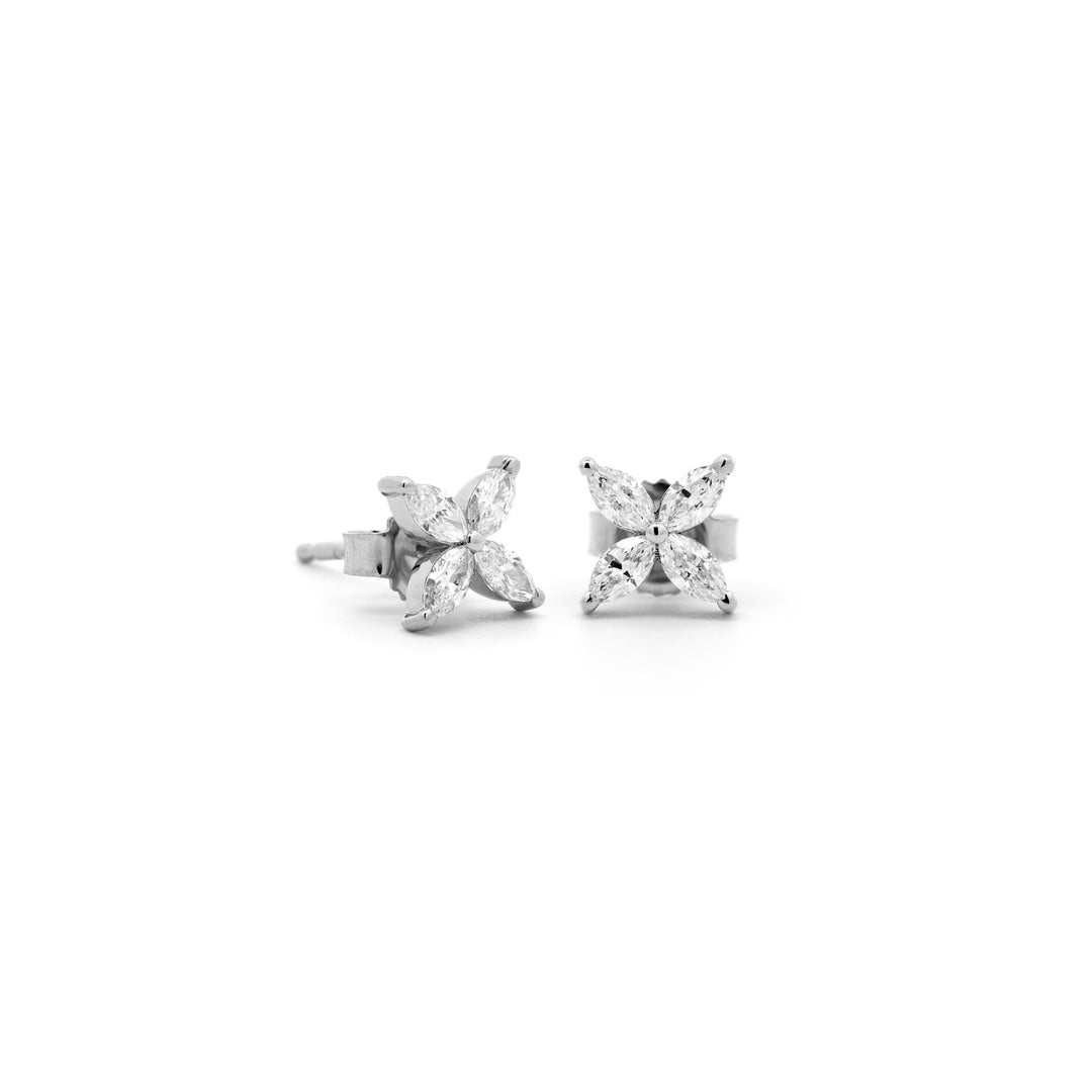 Víya Marquise Shape Diamond Flower Earrings White Gold 14K