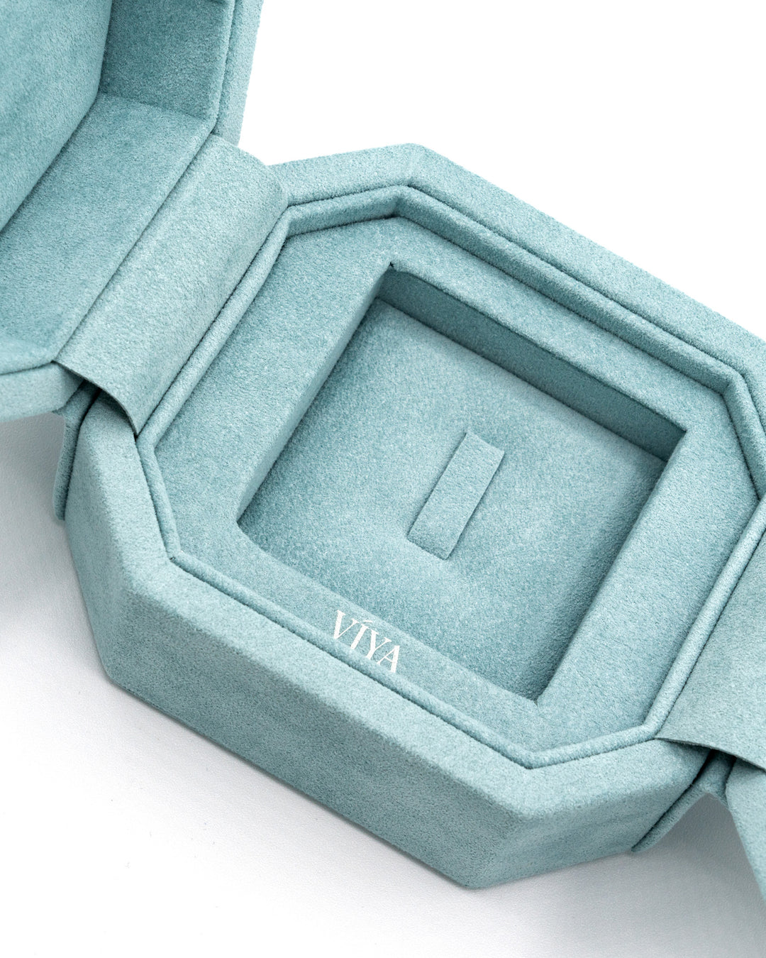 Large Ring Box: Premium Ring Storage Solution