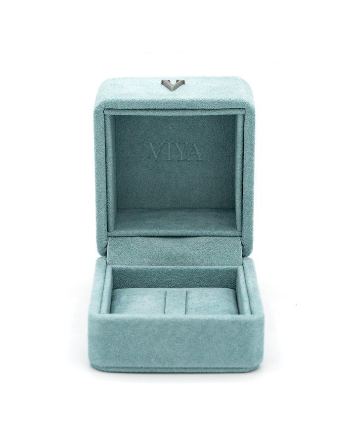 Medium Ring Box: Premium Ring Storage Solution