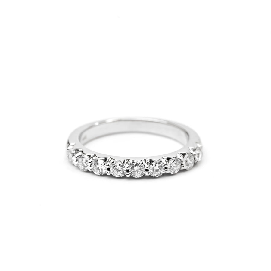 Víya Round Diamond Half Eternity Band White Gold 14K
